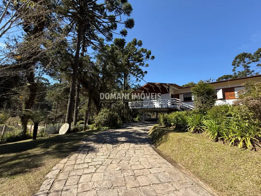 Foto 1 de Casa com 3 quartos à venda, 563m2 em Campos Do Jordao - SP