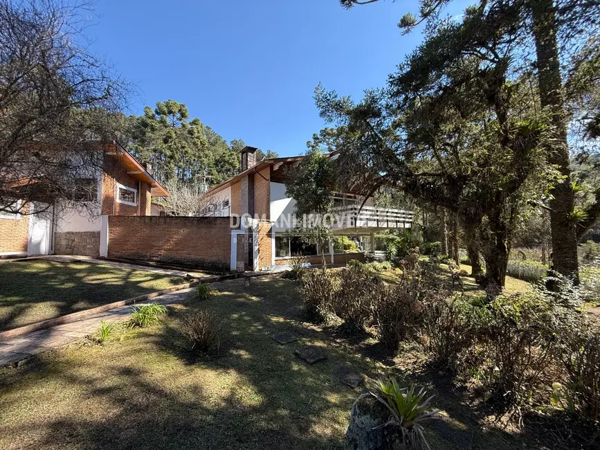 Foto 7 de Casa com 3 quartos à venda, 563m2 em Campos Do Jordao - SP
