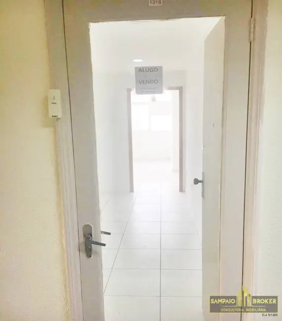 Sala Comercial à venda e para alugar em Centro, Rio De Janeiro - RJ - imagem 3 Foto 3 de Sala Comercial à venda e para alugar em Centro, Rio De Janeiro - RJ