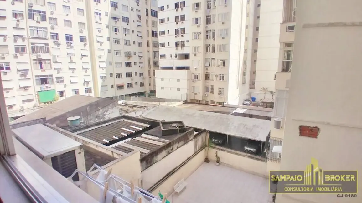 Foto 3 de Apartamento com 3 quartos à venda em Copacabana, Rio De Janeiro - RJ