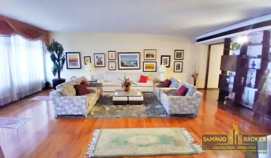 Apartamento com 4 quartos para alugar em Leme, Rio De Janeiro - RJ - imagem 6 Foto 6 de Apartamento com 4 quartos para alugar em Leme, Rio De Janeiro - RJ