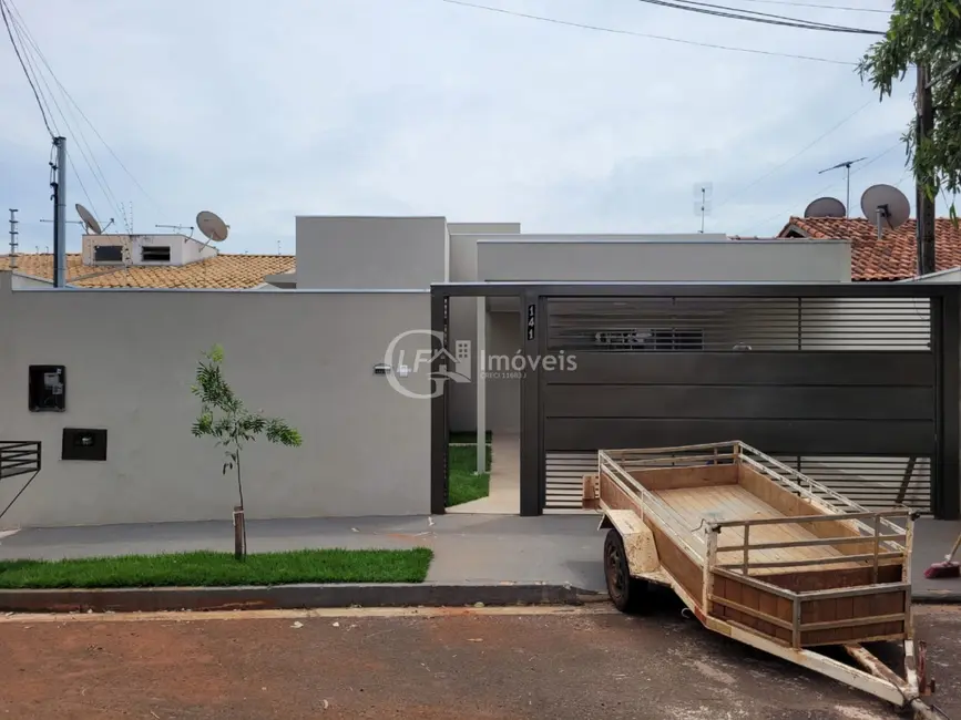 Foto 1 de Casa com 3 quartos à venda, 127m2 em Campo Grande - MS