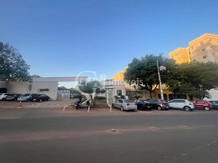 Foto 2 de Apartamento com 3 quartos à venda, 77m2 em Vila Albuquerque, Campo Grande - MS