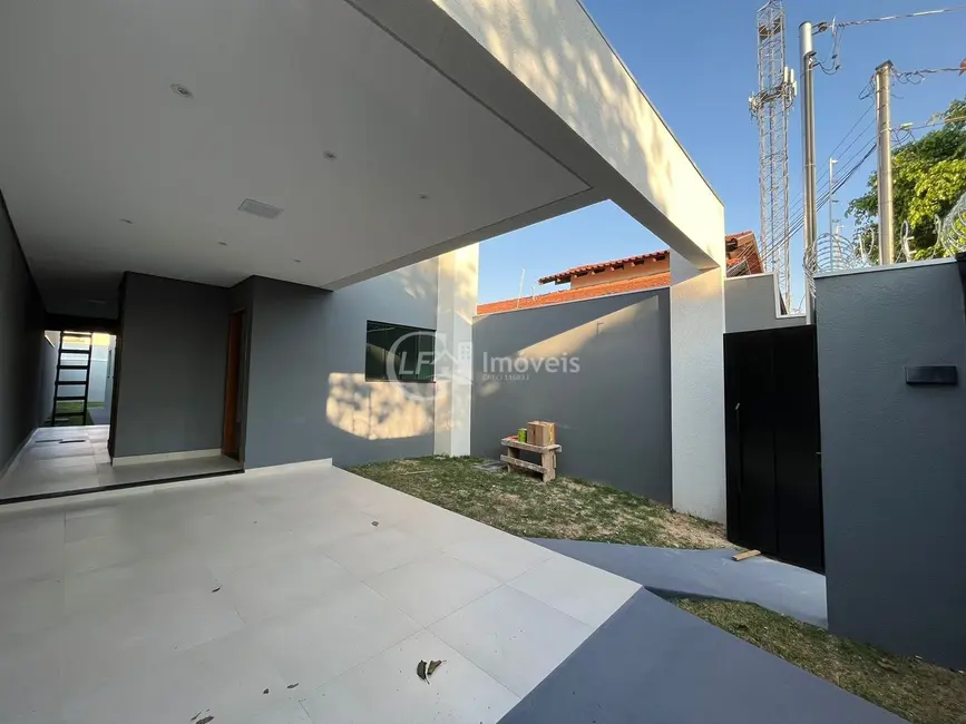 Foto 2 de Casa com 3 quartos à venda, 107m2 em Coronel Antonino, Campo Grande - MS