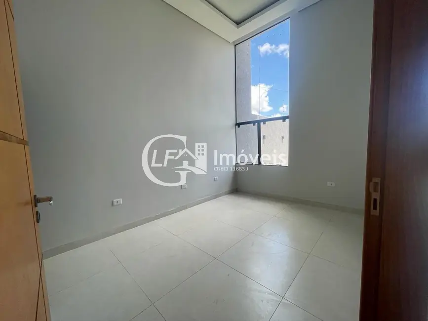 Casa com 3 quartos à venda, 180m2 em Vila Santa Luzia, Campo Grande - MS - imagem 8 Foto 8 de Casa com 3 quartos à venda, 180m2 em Vila Santa Luzia, Campo Grande - MS