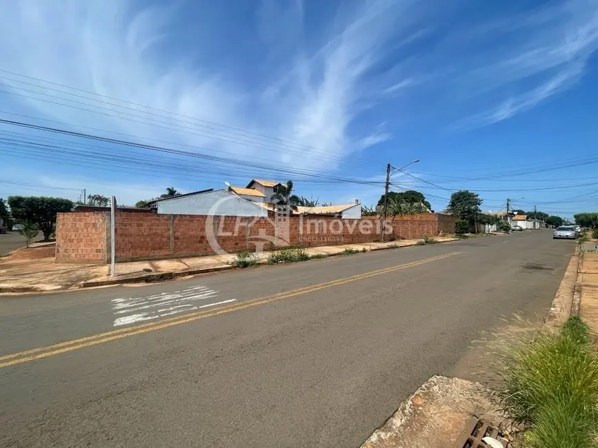 Foto 2 de Terreno / Lote à venda, 432m2 em Vila Marli, Campo Grande - MS