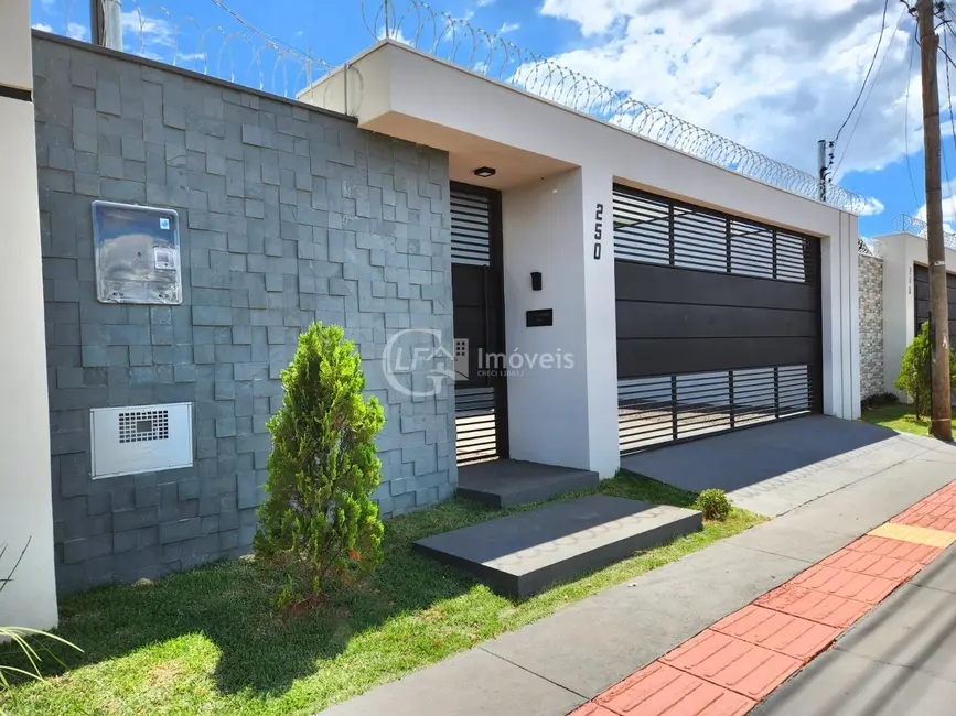 Foto 1 de Casa com 3 quartos à venda, 86m2 em Jardim Montevidéu, Campo Grande - MS