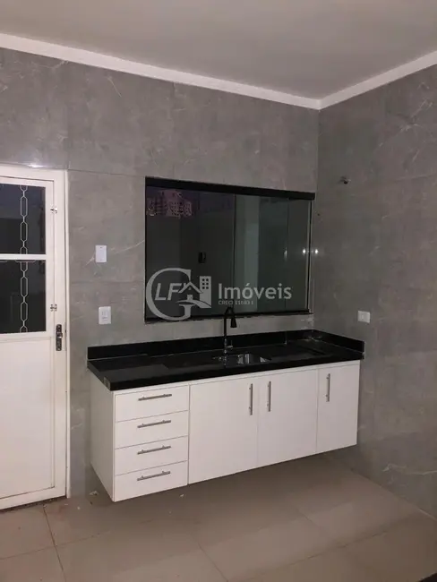 Foto 1 de Casa com 3 quartos à venda e para alugar, 89m2 em São Francisco, Campo Grande - MS
