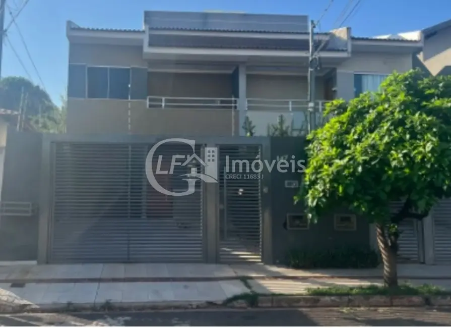 Foto 1 de Casa com 3 quartos à venda, 145m2 em Vila Margarida, Campo Grande - MS