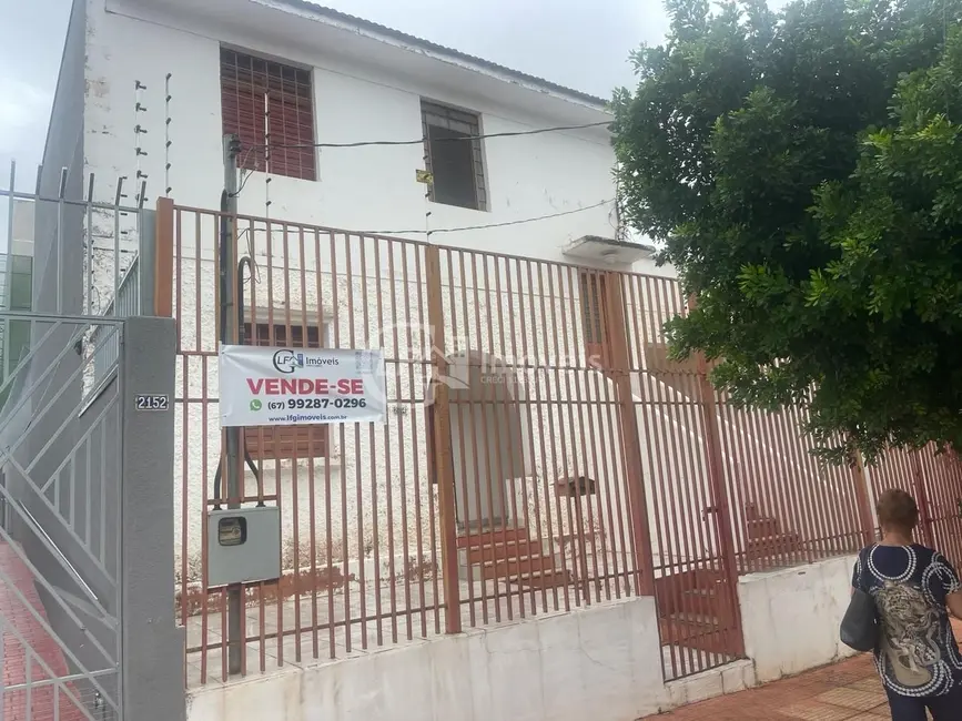 Foto 2 de Casa com 6 quartos à venda, 300m2 em Centro, Campo Grande - MS