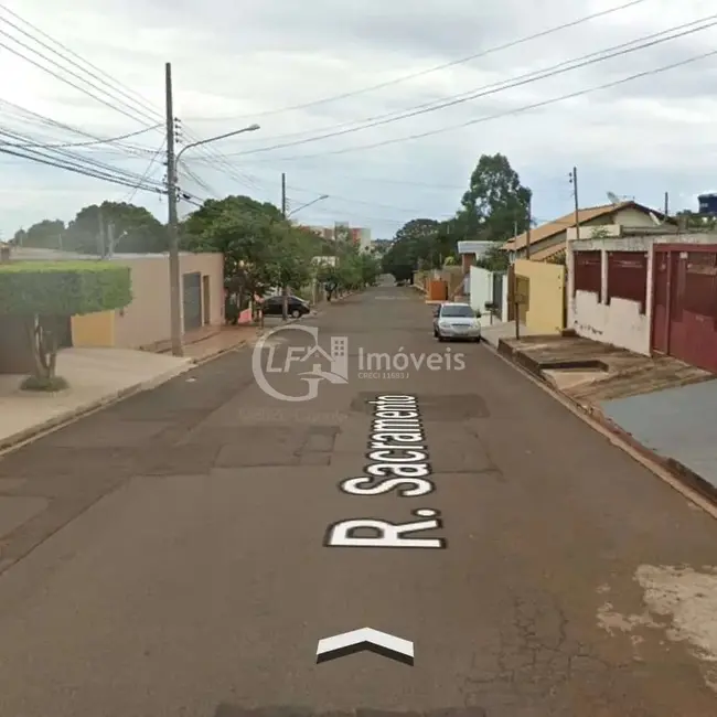 Foto 2 de Terreno / Lote à venda, 360m2 em São Francisco, Campo Grande - MS