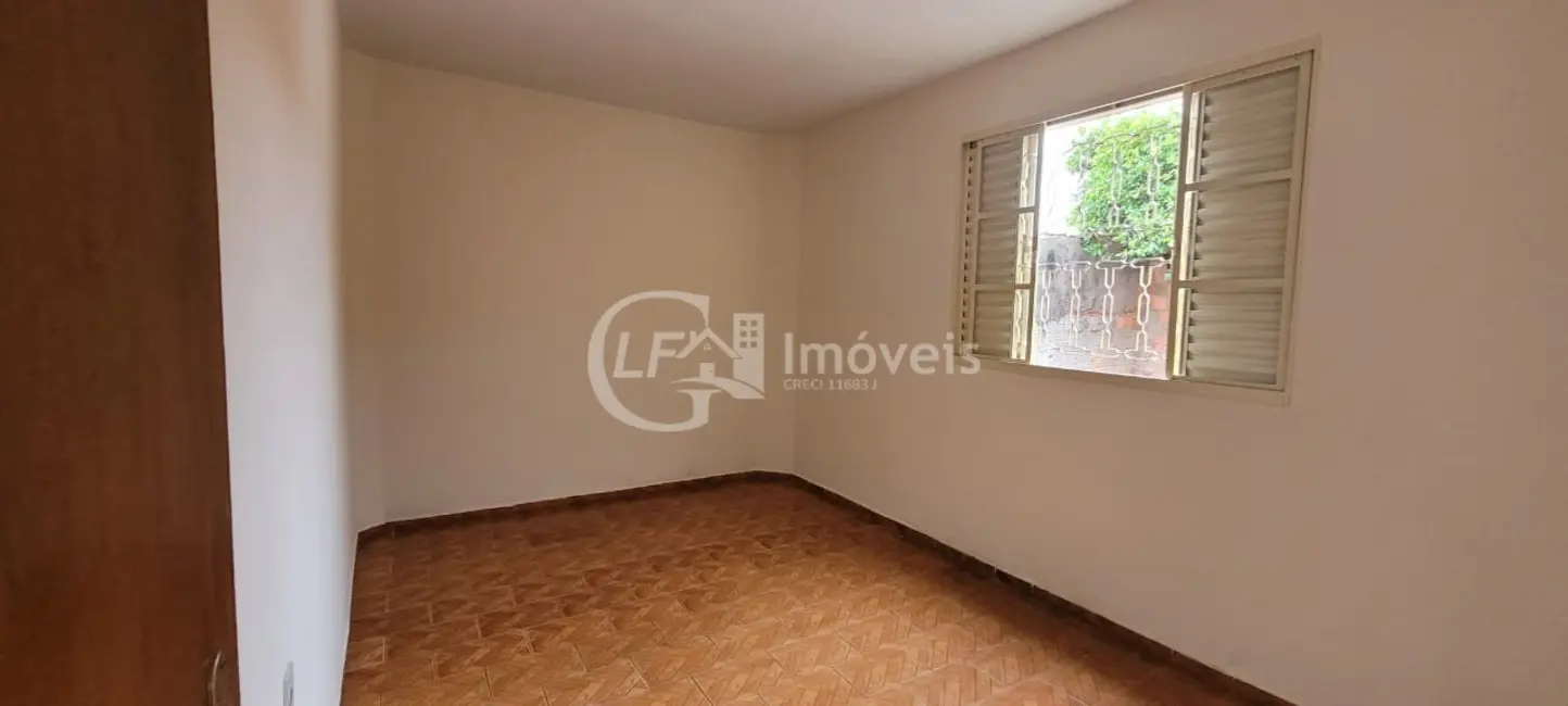 Casa com 4 quartos para alugar, 80m2 em Vila Moreninha II, Campo Grande - MS - imagem 8 Foto 8 de Casa com 4 quartos para alugar, 80m2 em Vila Moreninha II, Campo Grande - MS