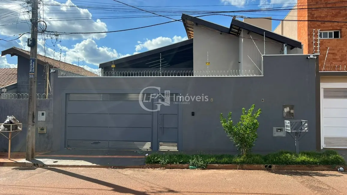 Casa com 3 quartos à venda, 189m2 em Loteamento Praia da Urca, Campo Grande - MS - imagem 1 Foto 1 de Casa com 3 quartos à venda, 189m2 em Loteamento Praia da Urca, Campo Grande - MS