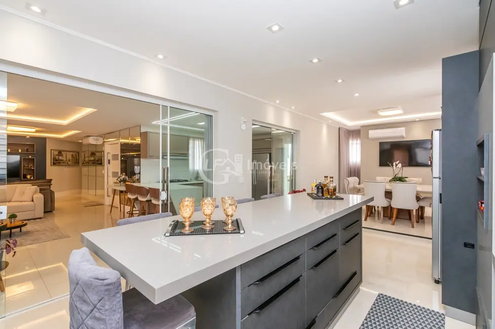 Apartamento com 4 quartos à venda, 215m2 em Centro, Balneario Camboriu - SC - imagem 7 Foto 7 de Apartamento com 4 quartos à venda, 215m2 em Centro, Balneario Camboriu - SC