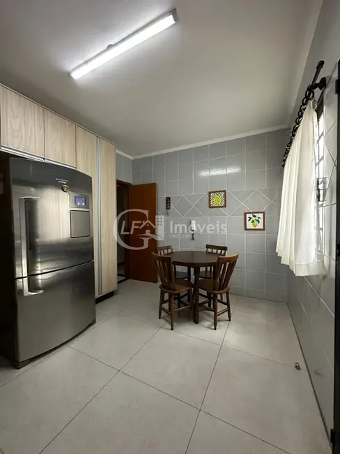 Casa com 4 quartos à venda, 198m2 em Vila Giocondo Orsi, Campo Grande - MS - imagem 7 Foto 7 de Casa com 4 quartos à venda, 198m2 em Vila Giocondo Orsi, Campo Grande - MS