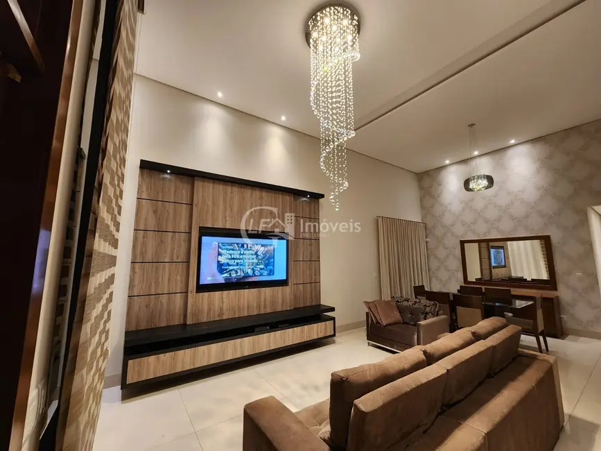 Casa com 3 quartos à venda, 260m2 em Amambaí, Campo Grande - MS - imagem 8 Foto 8 de Casa com 3 quartos à venda, 260m2 em Amambaí, Campo Grande - MS