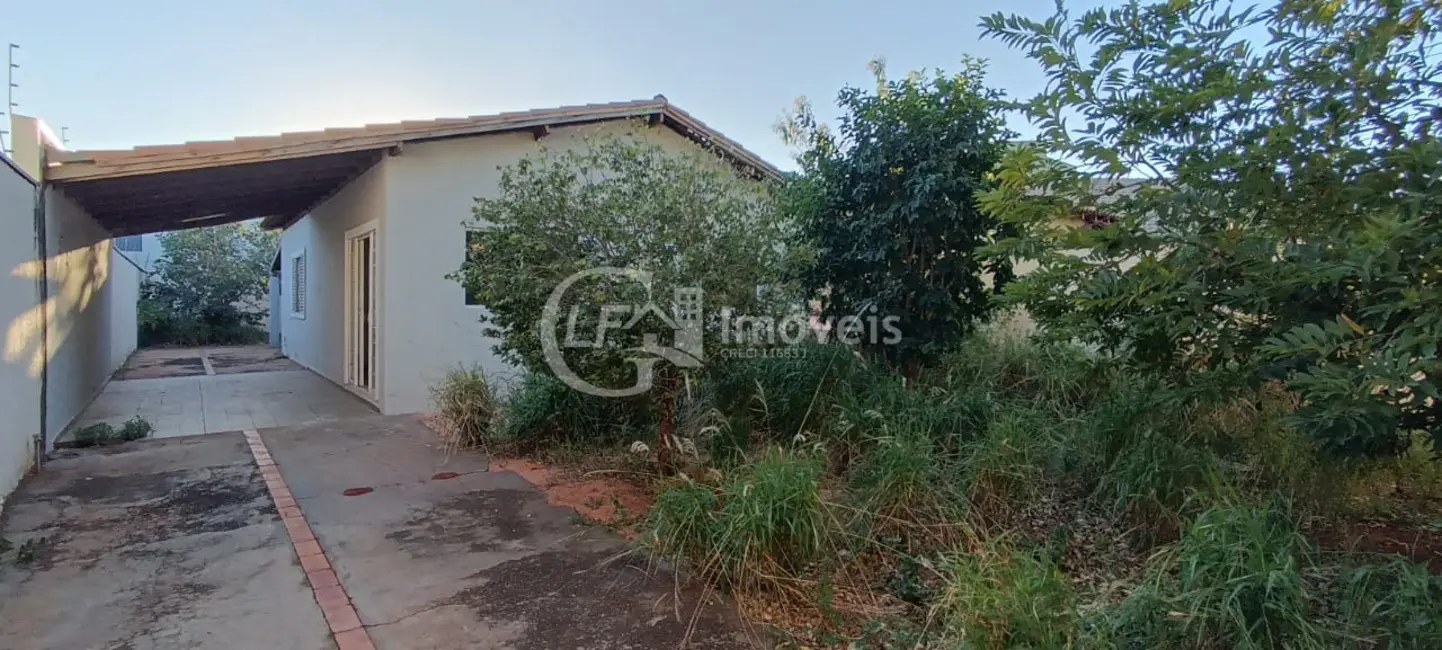 Foto 2 de Casa com 3 quartos à venda, 121m2 em Jardim Leblon, Campo Grande - MS