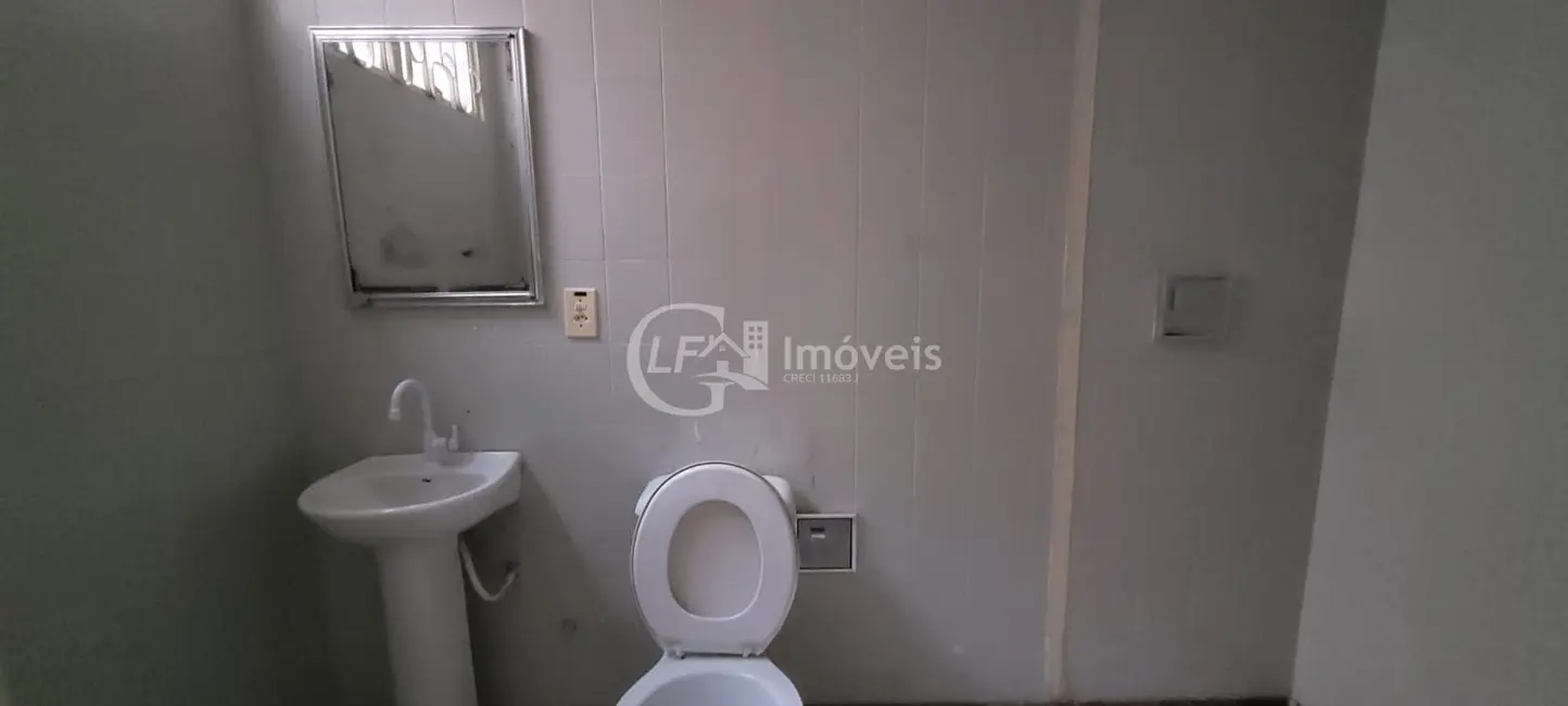 Foto 17 de Sala Comercial para alugar, 250m2 em Amambaí, Campo Grande - MS