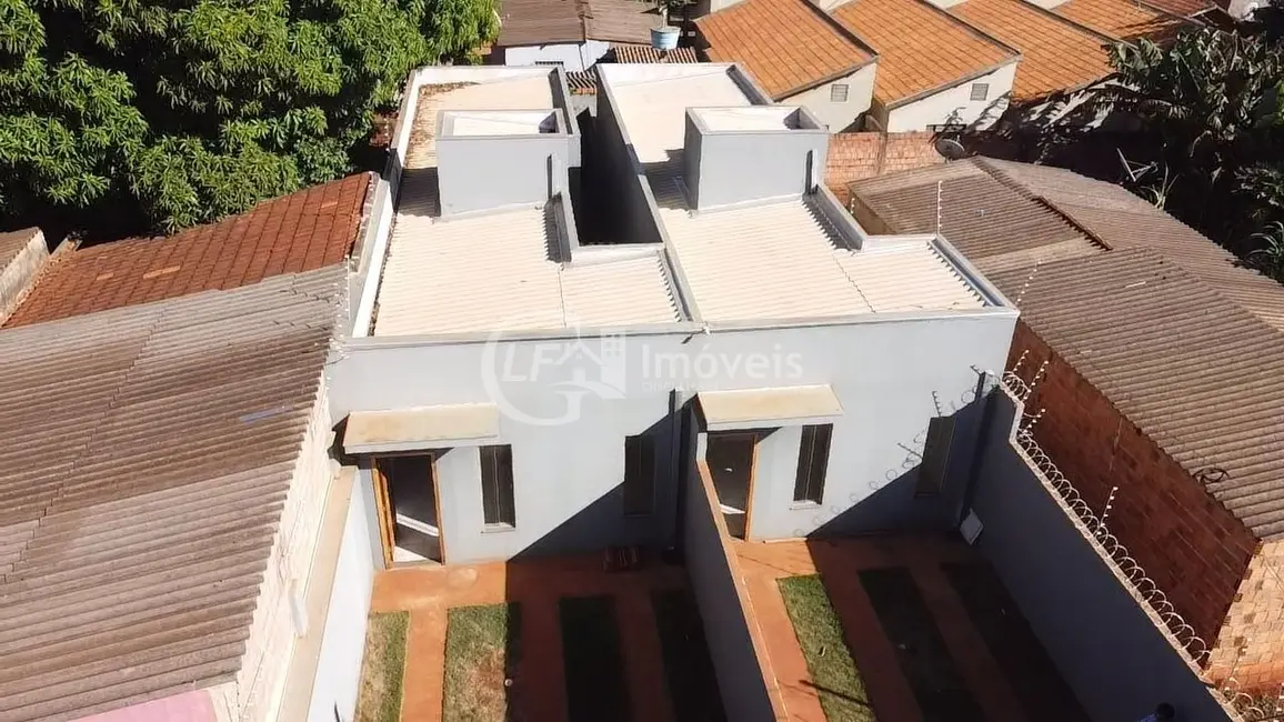 Foto 2 de Casa com 2 quartos à venda, 60m2 em Jardim Carioca, Campo Grande - MS