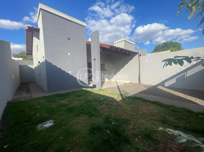 Foto 2 de Casa com 2 quartos à venda, 125m2 em Vila Nova Campo Grande, Campo Grande - MS