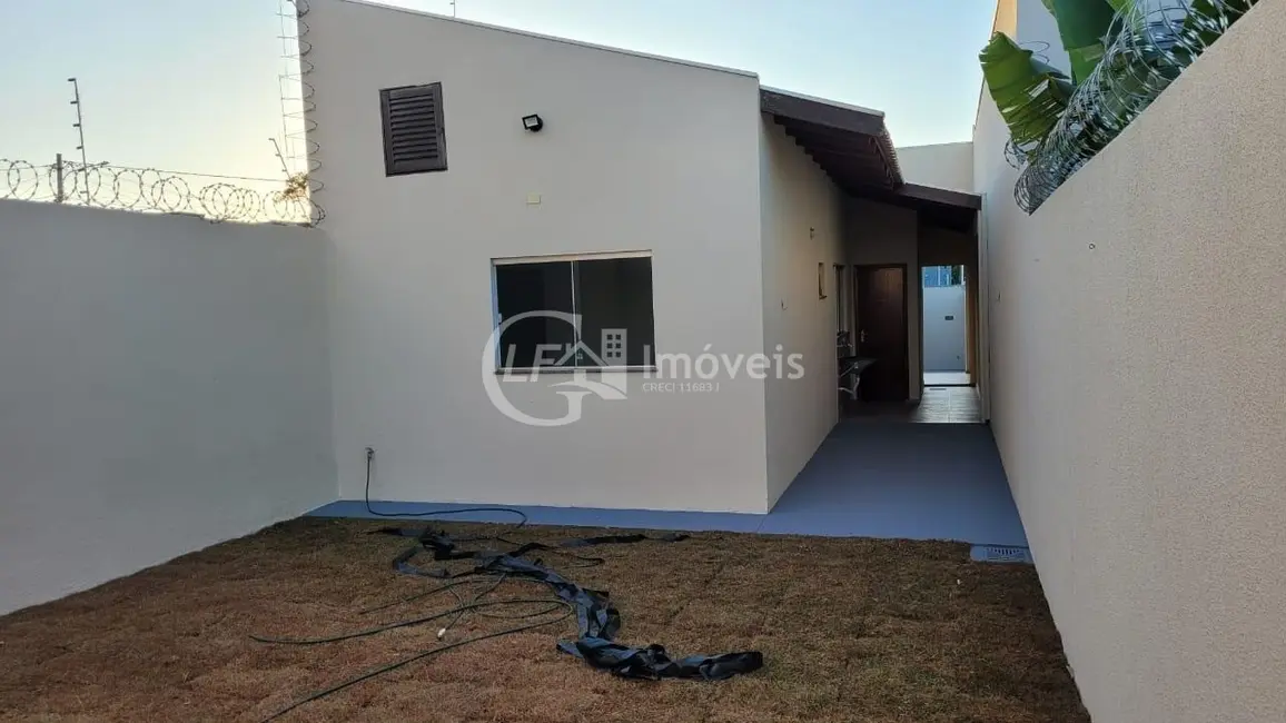Casa com 2 quartos à venda, 78m2 em Jardim Colúmbia, Campo Grande - MS - imagem 9 Foto 9 de Casa com 2 quartos à venda, 78m2 em Jardim Colúmbia, Campo Grande - MS