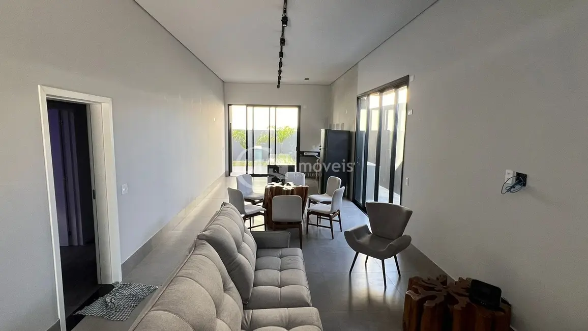 Casa com 3 quartos à venda, 330m2 em Alphaville Campo Grande, Campo Grande - MS - imagem 4 Foto 4 de Casa com 3 quartos à venda, 330m2 em Alphaville Campo Grande, Campo Grande - MS