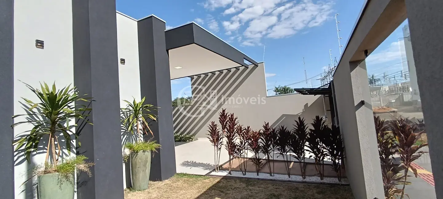 Casa com 3 quartos à venda, 128m2 em Bairro Seminário, Campo Grande - MS - imagem 5 Foto 5 de Casa com 3 quartos à venda, 128m2 em Bairro Seminário, Campo Grande - MS