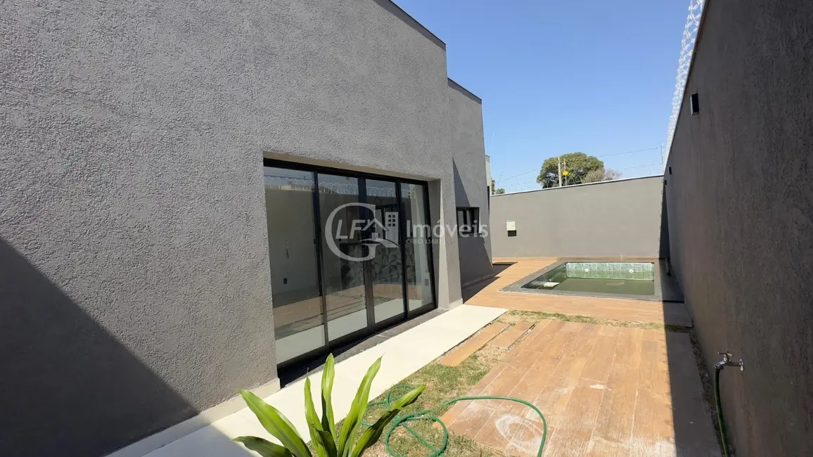 Foto 3 de Casa com 3 quartos à venda, 131m2 em São Francisco, Campo Grande - MS