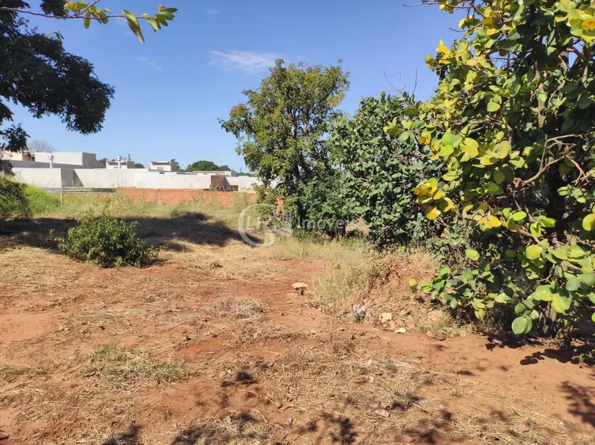 Foto 1 de Terreno / Lote à venda, 360m2 em Jardim Mansur, Campo Grande - MS
