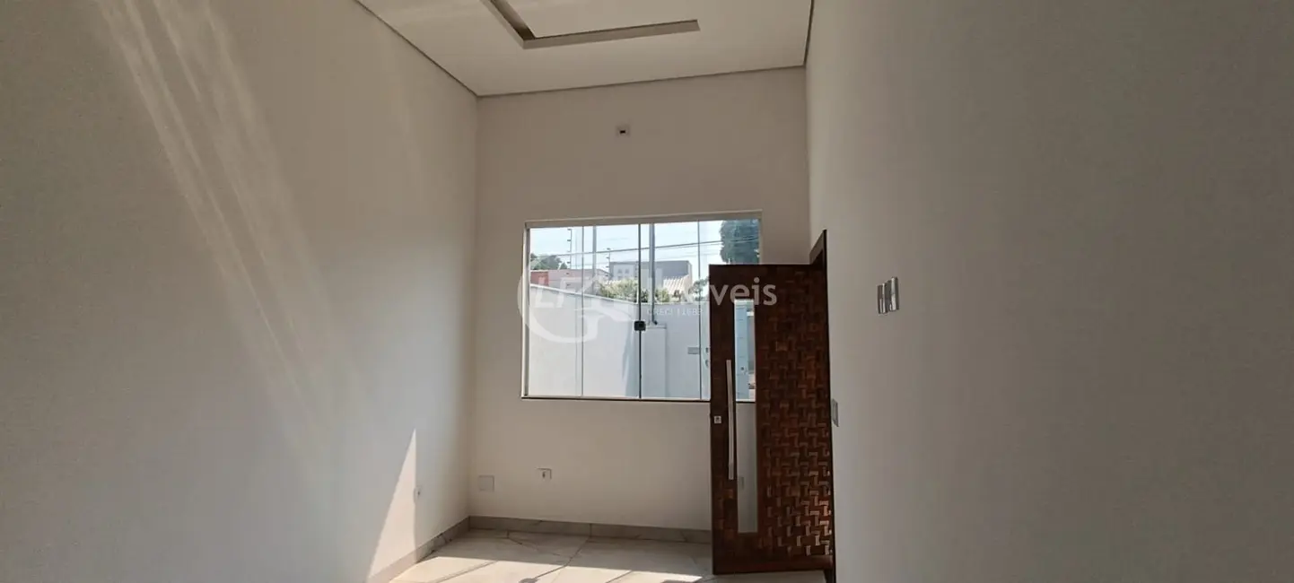 Foto 3 de Casa com 3 quartos à venda, 240m2 em Santo Antônio, Campo Grande - MS