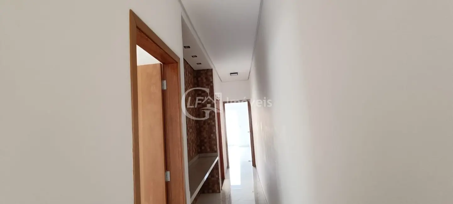 Foto 5 de Casa com 3 quartos à venda, 240m2 em Santo Antônio, Campo Grande - MS