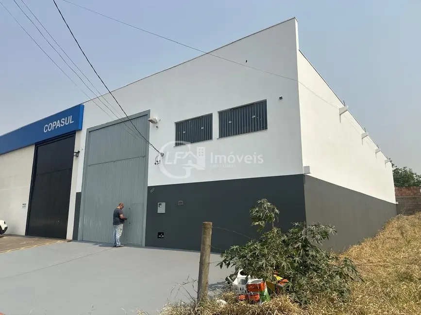 Foto 1 de Armazém / Galpão para alugar, 300m2 em Nova Lima, Campo Grande - MS