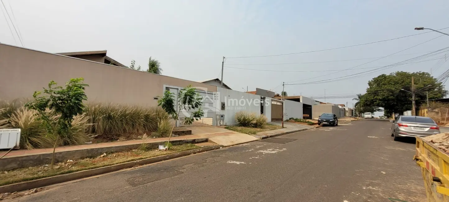 Foto 2 de Casa com 4 quartos à venda, 164m2 em Parque dos Novos Estados, Campo Grande - MS