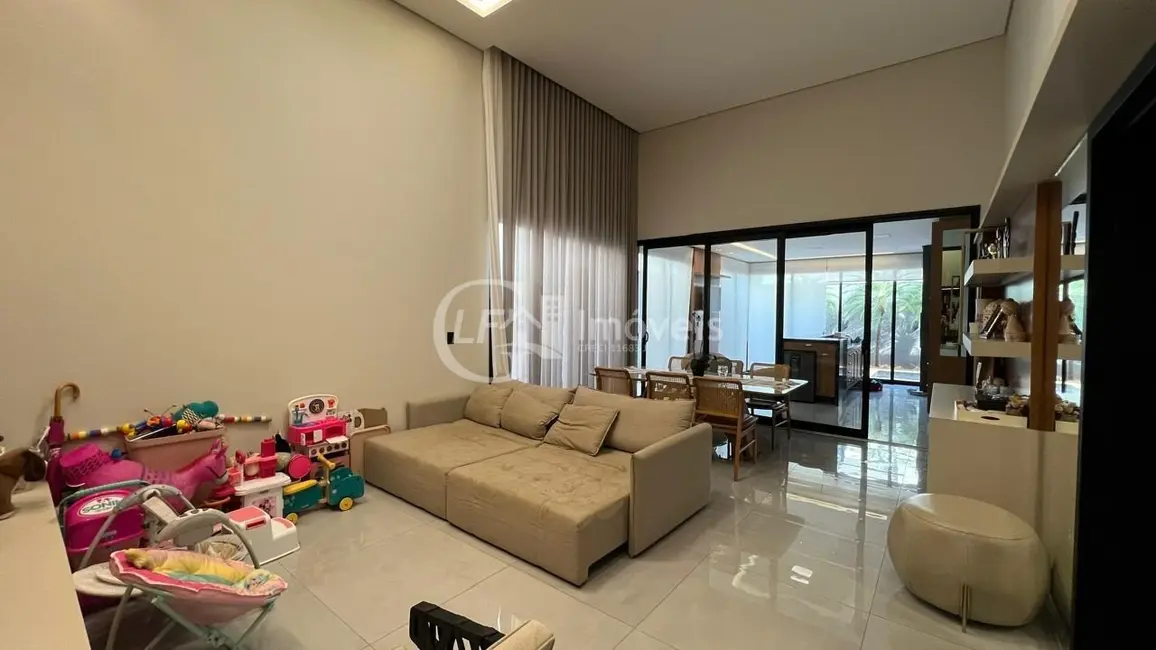 Casa com 2 quartos à venda, 238m2 em Campo Grande - MS - imagem 5 Foto 5 de Casa com 2 quartos à venda, 238m2 em Campo Grande - MS