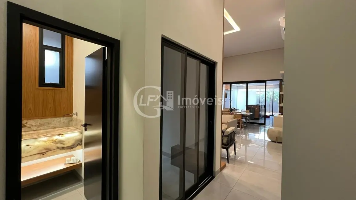 Foto 2 de Casa com 2 quartos à venda, 238m2 em Campo Grande - MS