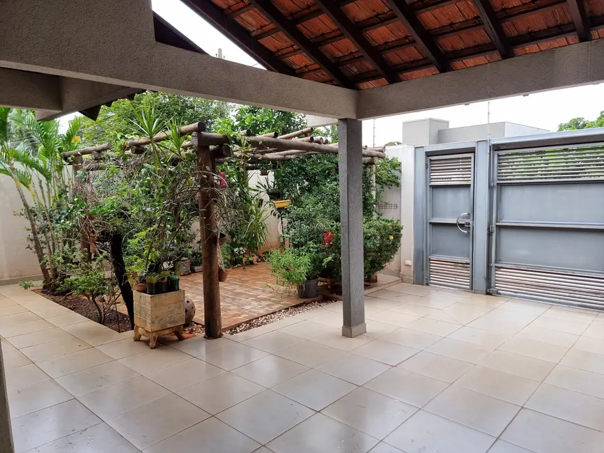 Foto 2 de Casa com 3 quartos à venda, 208m2 em Vila Vilas Boas, Campo Grande - MS