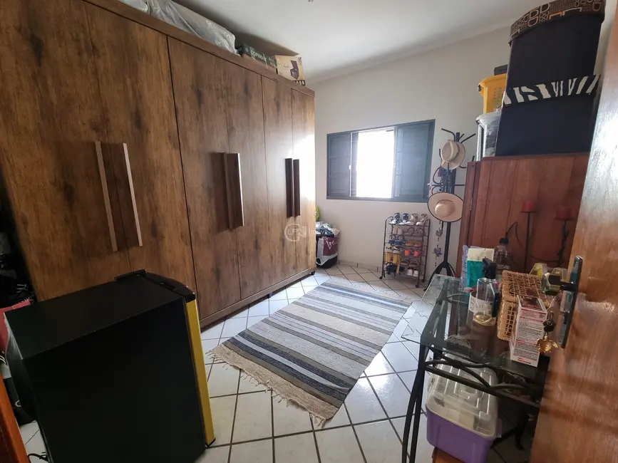 Casa com 3 quartos à venda, 208m2 em Vila Vilas Boas, Campo Grande - MS - imagem 9 Foto 9 de Casa com 3 quartos à venda, 208m2 em Vila Vilas Boas, Campo Grande - MS