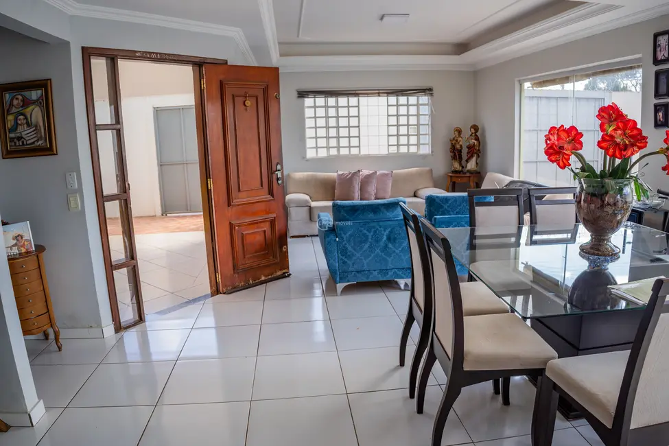 Casa com 3 quartos à venda e para alugar, 170m2 em Vila Palmira, Campo Grande - MS - imagem 6 Foto 6 de Casa com 3 quartos à venda e para alugar, 170m2 em Vila Palmira, Campo Grande - MS