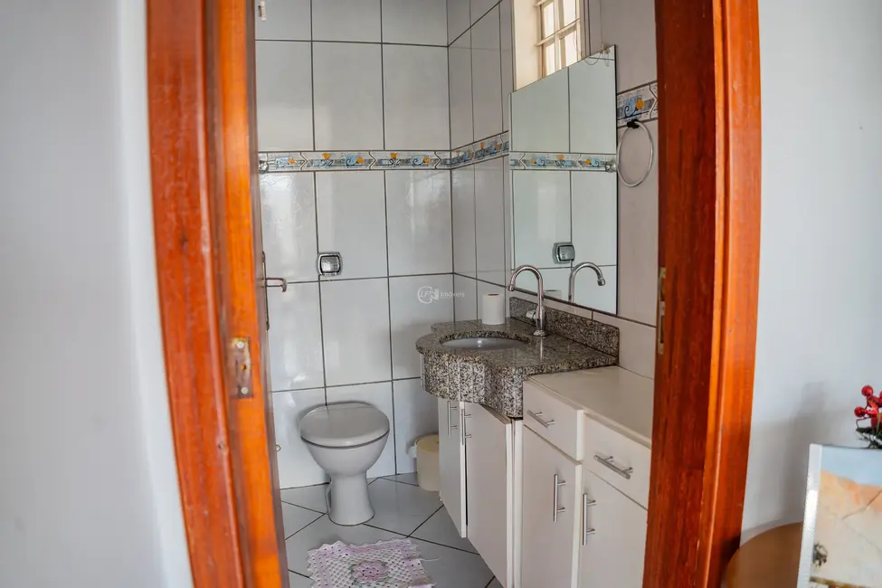 Casa com 3 quartos à venda e para alugar, 170m2 em Vila Palmira, Campo Grande - MS - imagem 8 Foto 8 de Casa com 3 quartos à venda e para alugar, 170m2 em Vila Palmira, Campo Grande - MS