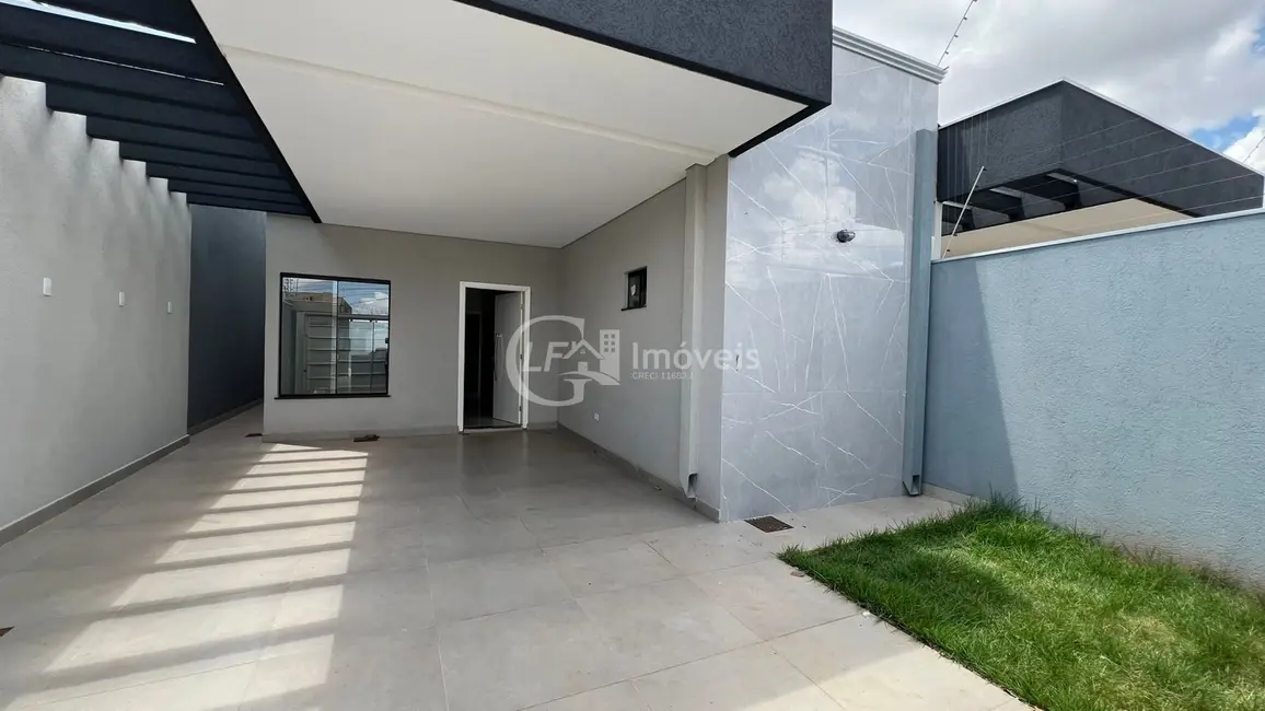 Foto 2 de Casa com 3 quartos à venda, 130m2 em Parque Residencial Rita Vieira, Campo Grande - MS