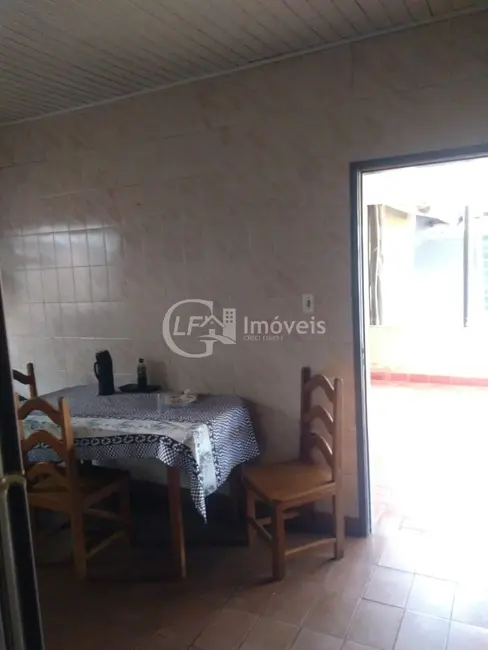 Casa com 4 quartos à venda, 140m2 em Parque Residencial Rita Vieira, Campo Grande - MS - imagem 4 Foto 4 de Casa com 4 quartos à venda, 140m2 em Parque Residencial Rita Vieira, Campo Grande - MS