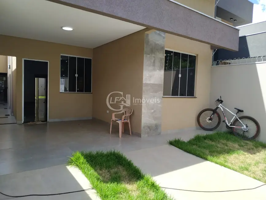 Casa com 3 quartos à venda, 116m2 em Parque Residencial Rita Vieira, Campo Grande - MS - imagem 3 Foto 3 de Casa com 3 quartos à venda, 116m2 em Parque Residencial Rita Vieira, Campo Grande - MS