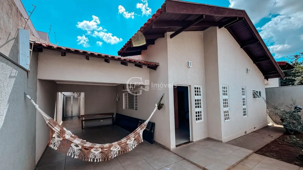 Casa com 3 quartos à venda, 180m2 em Campo Grande - MS - imagem 3 Foto 3 de Casa com 3 quartos à venda, 180m2 em Campo Grande - MS