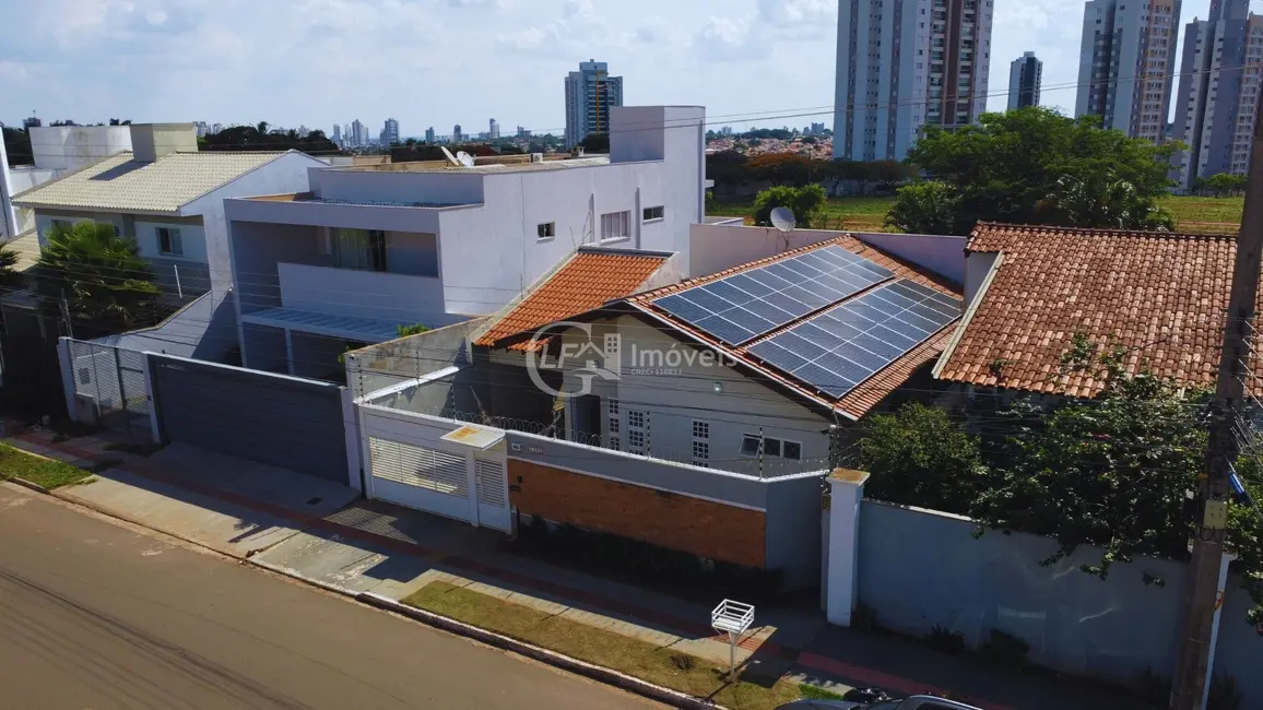 Foto 2 de Casa com 3 quartos à venda, 180m2 em Campo Grande - MS