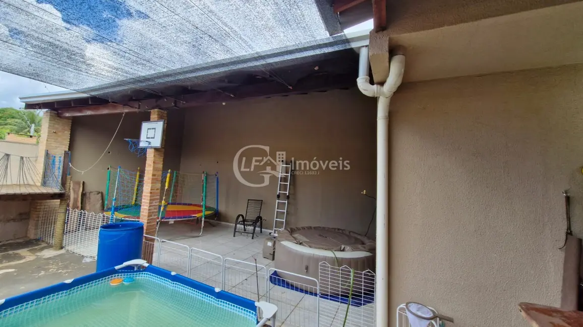 Casa com 3 quartos à venda, 331m2 em Santo Antônio, Campo Grande - MS - imagem 9 Foto 9 de Casa com 3 quartos à venda, 331m2 em Santo Antônio, Campo Grande - MS