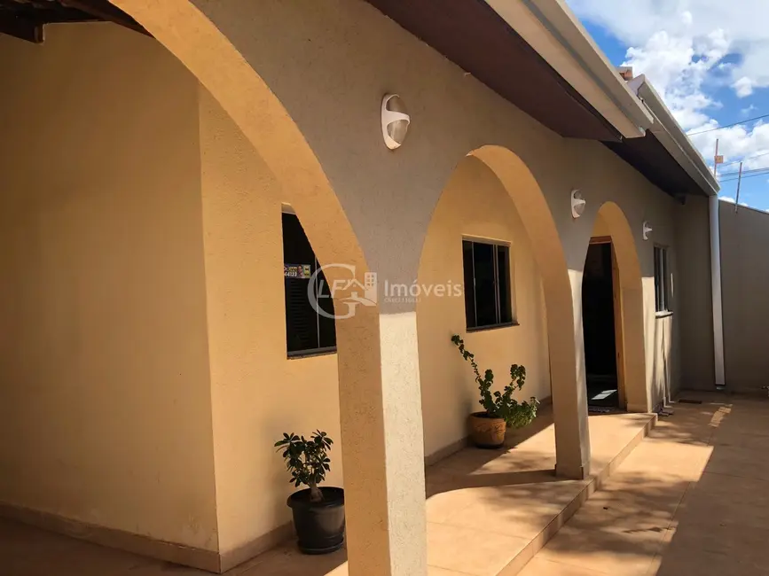 Casa com 4 quartos à venda, 375m2 em Parque dos Novos Estados, Campo Grande - MS - imagem 2 Foto 2 de Casa com 4 quartos à venda, 375m2 em Parque dos Novos Estados, Campo Grande - MS