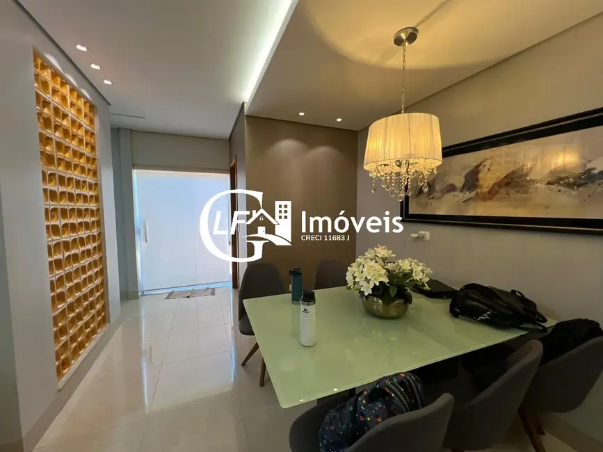 Casa com 3 quartos à venda, 166m2 em Vila Jussara, Campo Grande - MS - imagem 4 Foto 4 de Casa com 3 quartos à venda, 166m2 em Vila Jussara, Campo Grande - MS