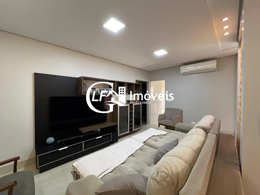 Casa com 3 quartos à venda, 166m2 em Vila Jussara, Campo Grande - MS - imagem 6 Foto 6 de Casa com 3 quartos à venda, 166m2 em Vila Jussara, Campo Grande - MS