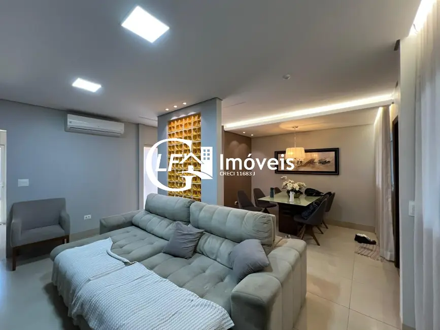 Casa com 3 quartos à venda, 166m2 em Vila Jussara, Campo Grande - MS - imagem 7 Foto 7 de Casa com 3 quartos à venda, 166m2 em Vila Jussara, Campo Grande - MS