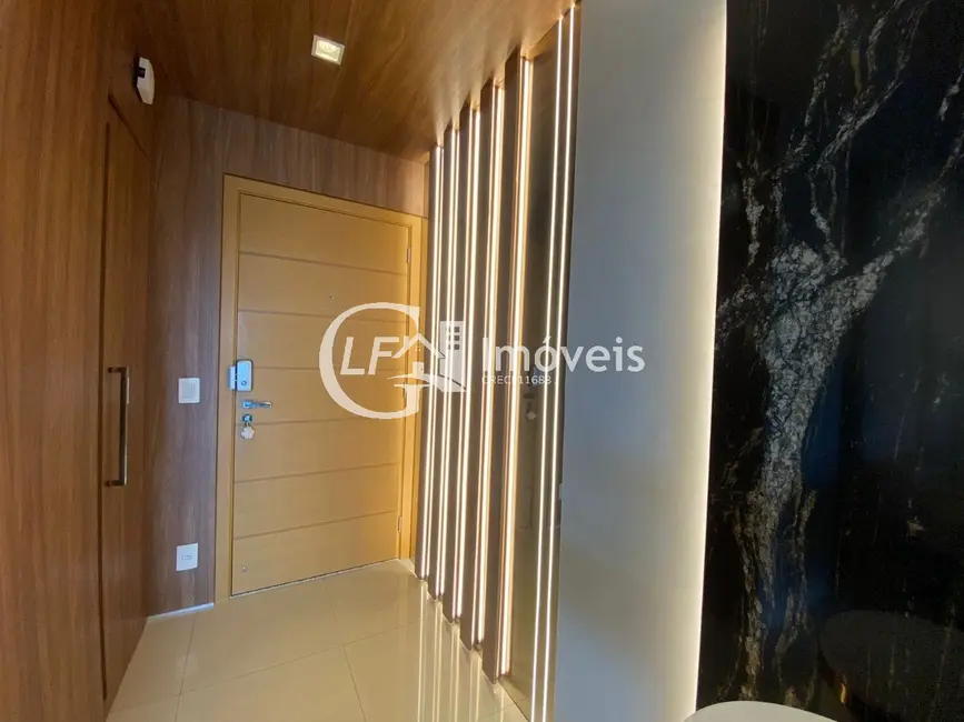 Foto 2 de Casa com 3 quartos à venda, 166m2 em Centro, Campo Grande - MS